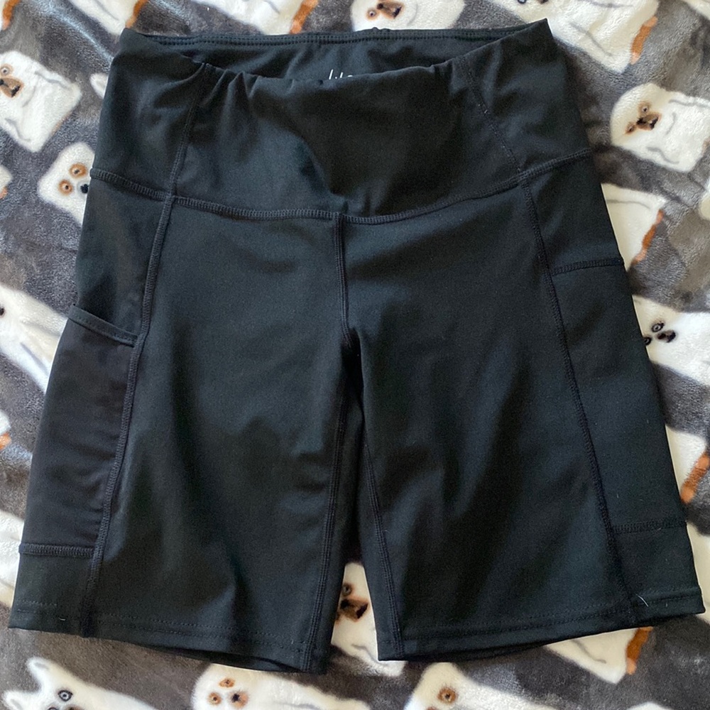 Black biker shorts with pockets